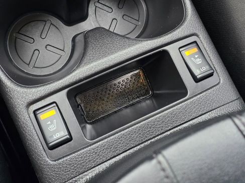 Used 2017 Nissan Rogue Sport SL w/ SL Premium Package image 35