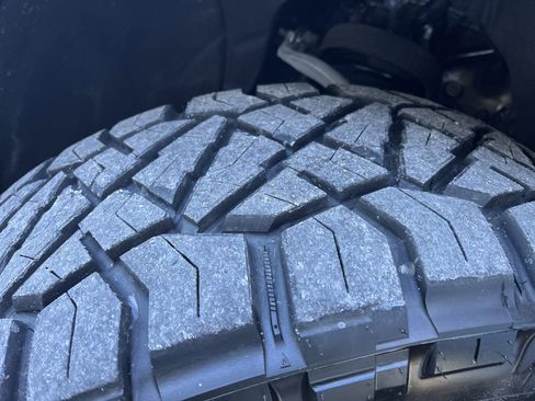 Used 2023 Chevrolet Silverado 1500 RST w/ Z71 Off-Road Package image 12