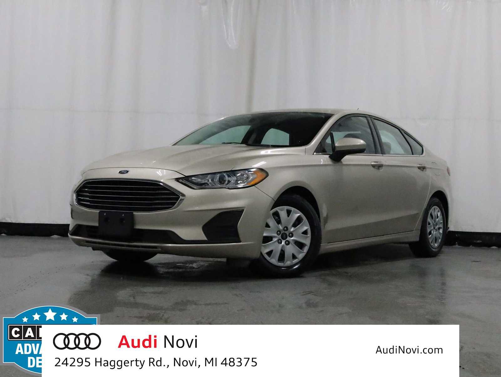 Used 2019 Ford Fusion S FWD image 1