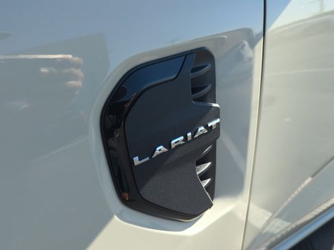 Used 2025 Ford Ranger Lariat w/ Trailer Tow Package image 22