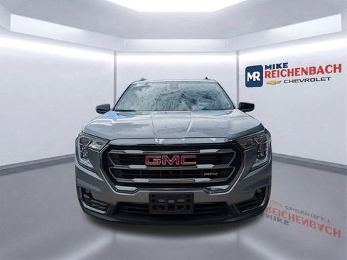 Used 2024 GMC Terrain AT4 w/ Infotainment Package II AWD/4WD image 9