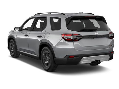 Used 2024 Honda Pilot TrailSport image 2