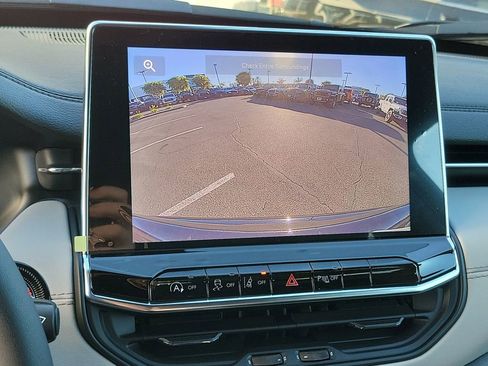 New 2026 Jeep Compass Limited image 9