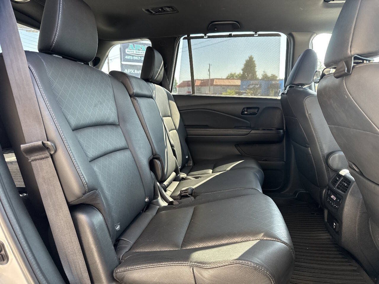 Used 2023 Honda Passport Elite image 21