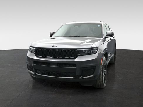 Used 2021 Jeep Grand Cherokee L Laredo AWD/4WD image 7