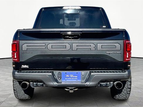 Certified 2019 Ford F150 Raptor w/ Equipment Group 802A Luxury image 4