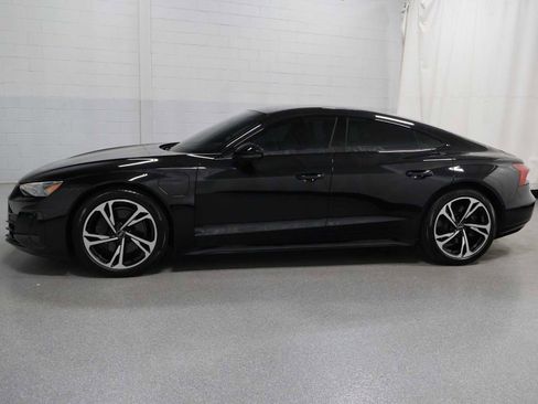 Used 2023 Audi e-tron GT Premium Plus w/ Performance Package AWD/4WD image 2
