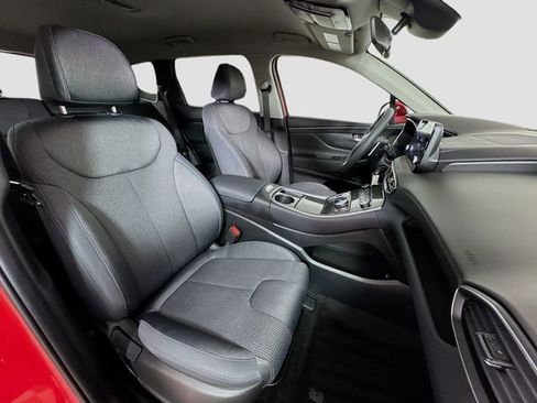 Certified 2023 Hyundai Santa Fe SE image 29