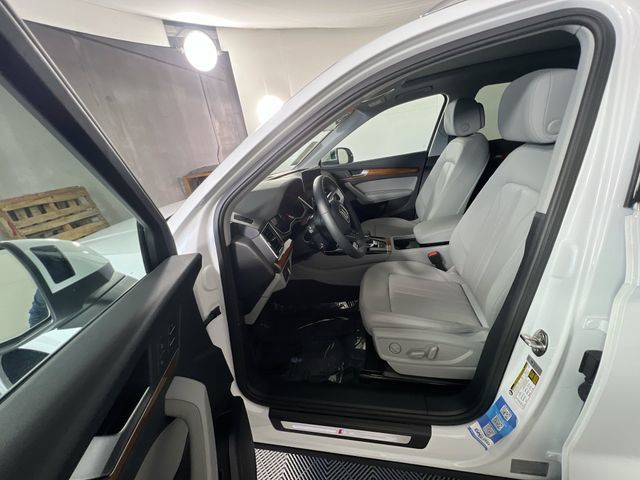 Used 2023 Audi Q5 2.0T Premium AWD/4WD image 14