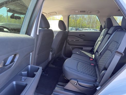 New 2026 Nissan Pathfinder SV AWD/4WD image 29