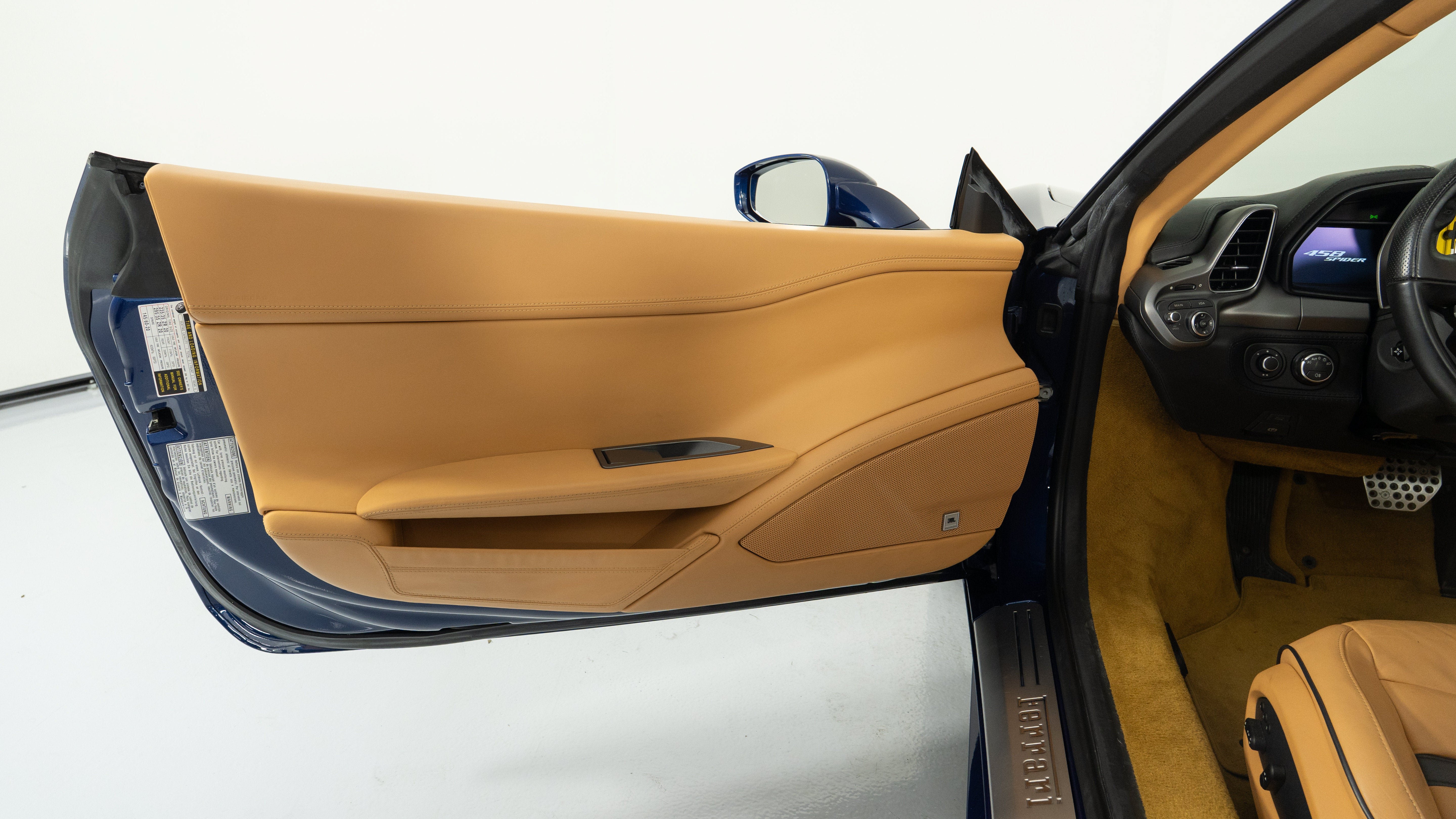 Certified 2013 Ferrari 458 Spider RWD image 20