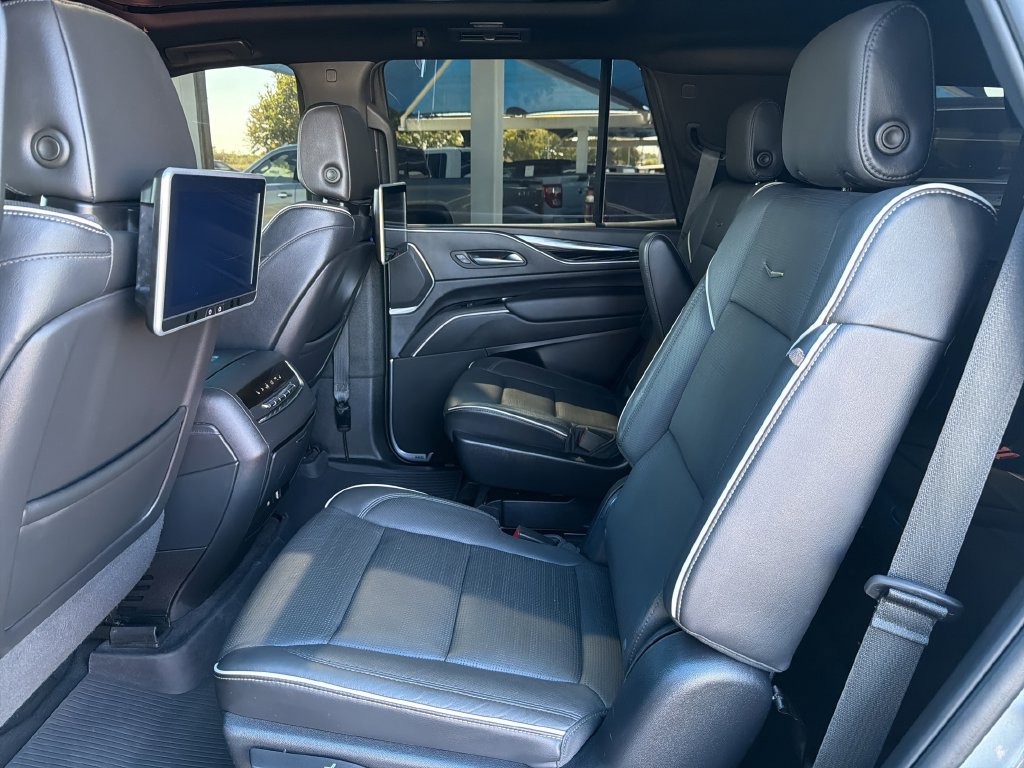Used 2023 Cadillac Escalade Sport w/ LPO, ONYX Package AWD/4WD image 24