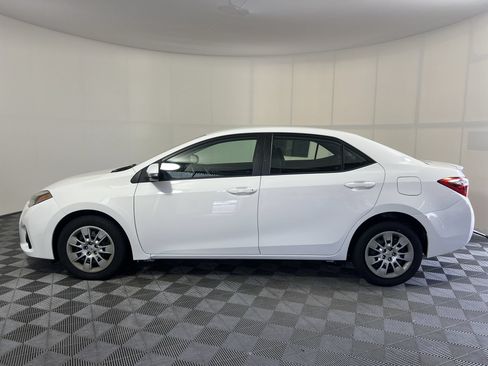 Used 2015 Toyota Corolla S FWD image 7
