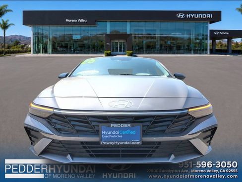 Certified 2025 Hyundai Elantra Sport FWD image 4