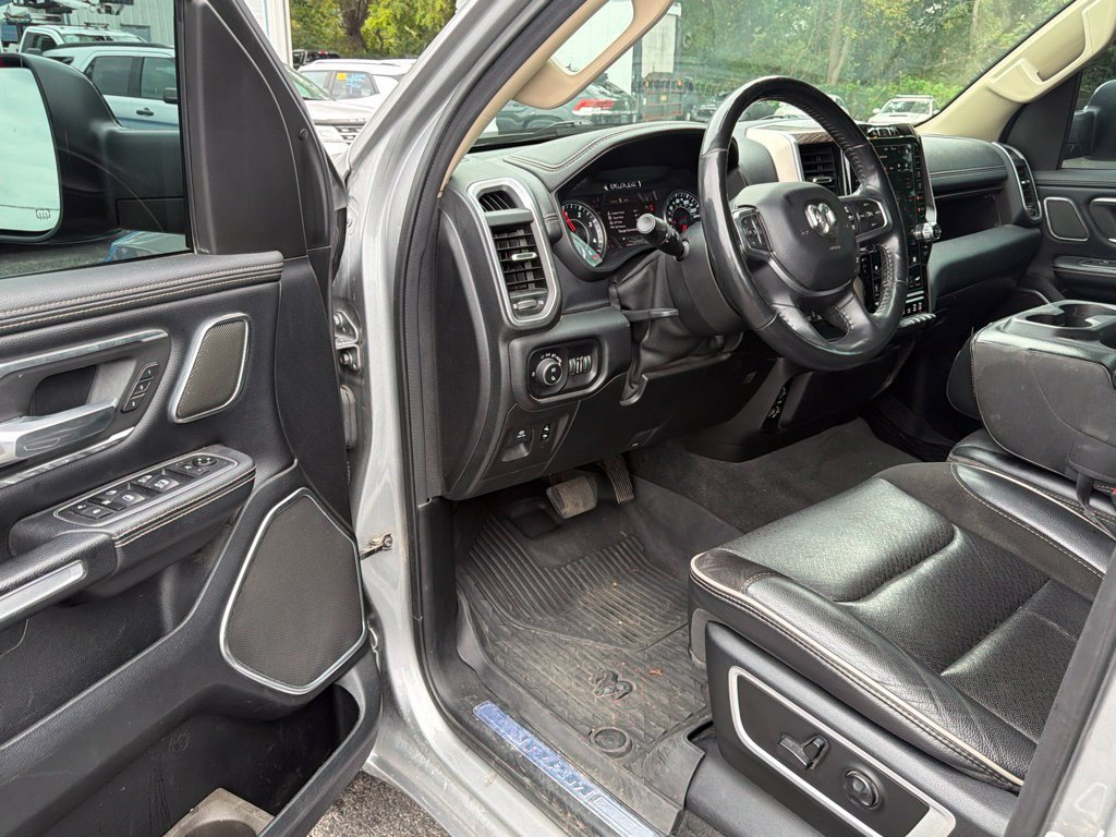 Used 2020 RAM 1500 Laramie AWD/4WD image 11