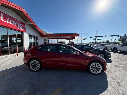 Used 2022 Tesla Model 3 RWD image 15