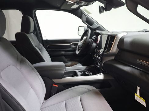 New 2026 RAM 1500 4x4 Crew Cab image 14