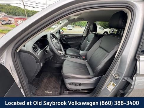 Used 2022 Volkswagen Tiguan SE AWD/4WD image 24