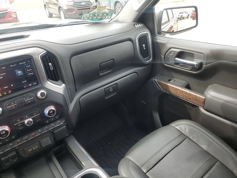 Used 2022 GMC Sierra 1500 Denali w/ Denali Premium Package AWD/4WD image 11