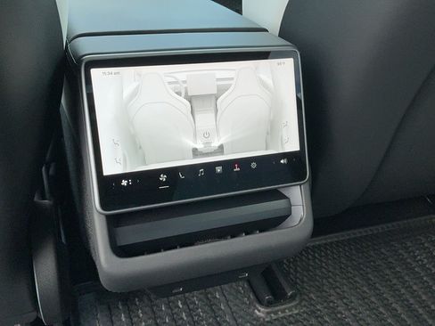 Used 2025 Tesla Model 3 Performance AWD/4WD image 10