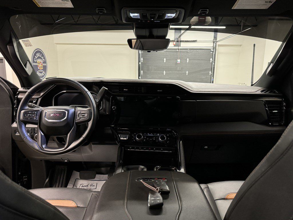 Used 2024 GMC Sierra 2500 AT4 w/ AT4 Premium Plus Package AWD/4WD image 29