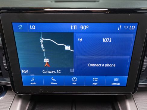Used 2023 Ford Explorer XLT w/ Equipment Group 202A RWD image 17