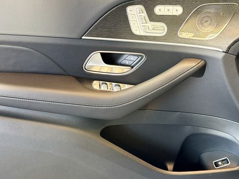 New 2026 Mercedes-Benz GLE 580 4MATIC image 16