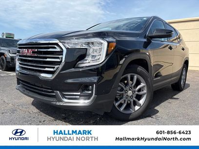 Used 2024 GMC Terrain SLT