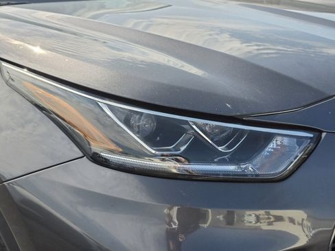 Used 2024 Toyota Highlander Limited AWD/4WD image 22