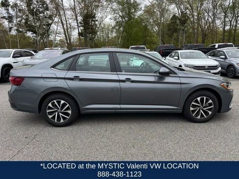Used 2026 Volkswagen Jetta S FWD image 4