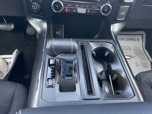 Used 2022 Ford F150 XLT w/ Equipment Group 302A High image 19