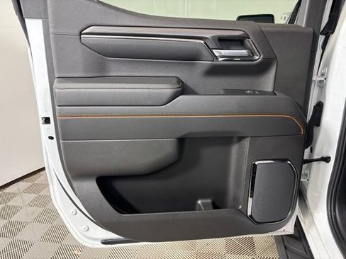 Used 2024 GMC Sierra 1500 AT4 w/ AT4 Premium Package AWD/4WD image 20