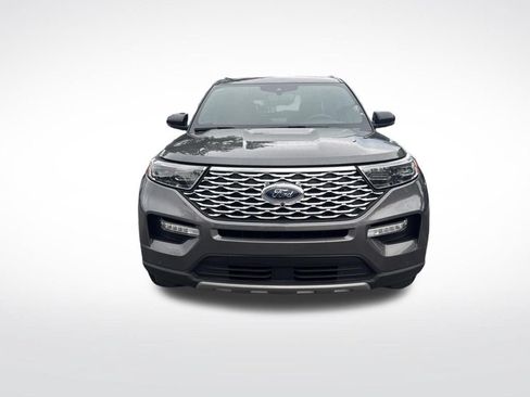Used 2023 Ford Explorer Platinum w/ Technology Package AWD/4WD image 3