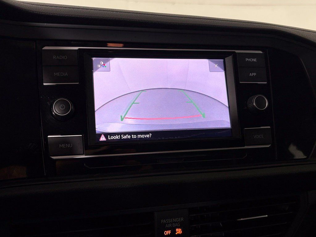 Used 2024 Volkswagen Jetta SE FWD image 24