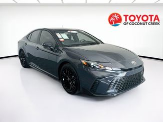 Used 2025 Toyota Camry SE w/ Convenience Package FWD video 1
