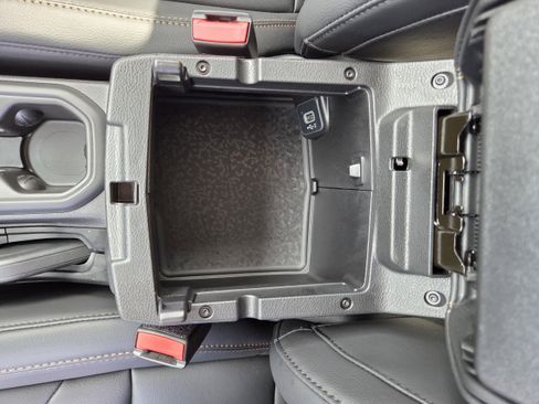 New 2026 Jeep Wrangler Unlimited Sahara AWD/4WD image 31