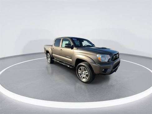 Used 2012 Toyota Tacoma 4x4 Double Cab w/ TRD Sport Upgrade Pkg image 3