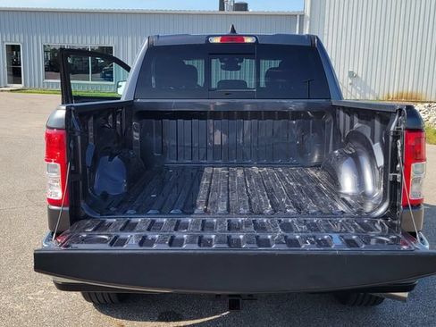 Used 2022 RAM 1500 Big Horn AWD/4WD image 11