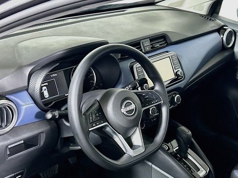 Certified 2025 Nissan Versa SV w/ Trunk Package FWD image 9