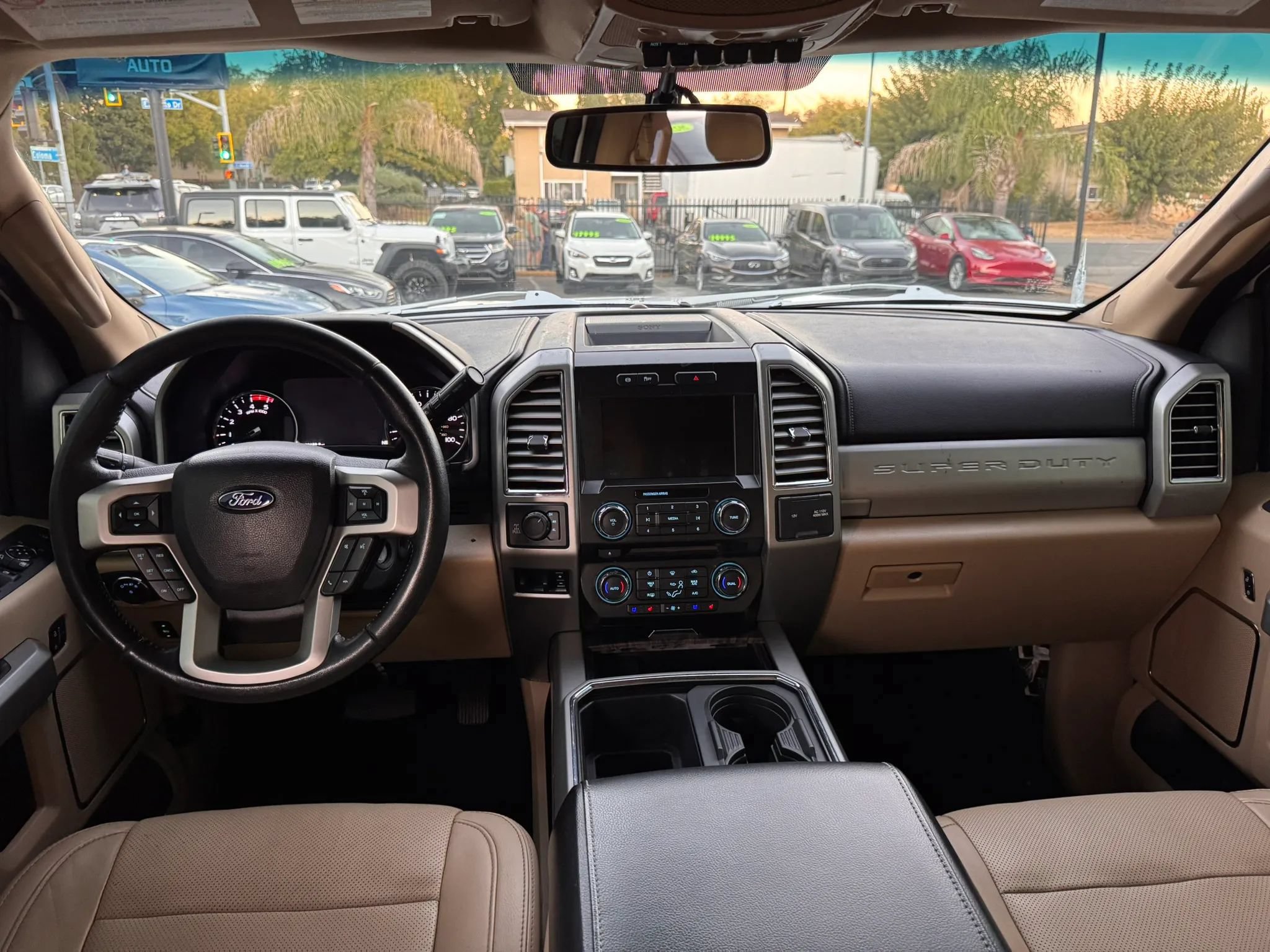 Used 2017 Ford F350 Lariat w/ Lariat Value Package AWD/4WD image 19