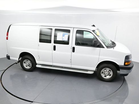 Used 2024 Chevrolet Express 2500 w/ Driver Convenience Package RWD image 32