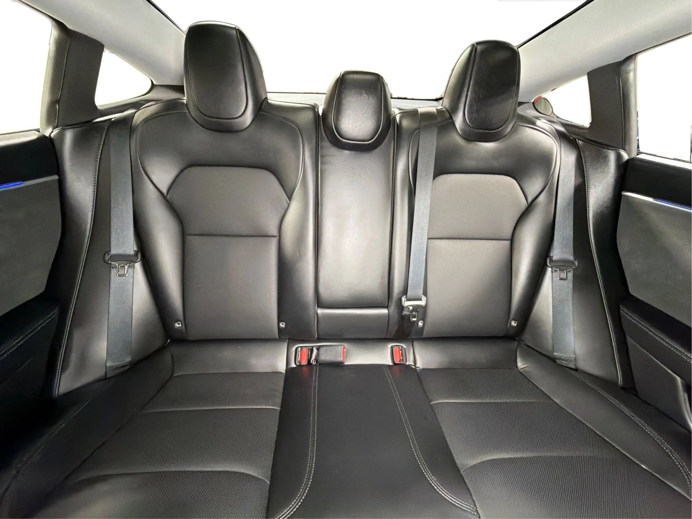Used 2024 Tesla Model 3 Long Range AWD/4WD image 32