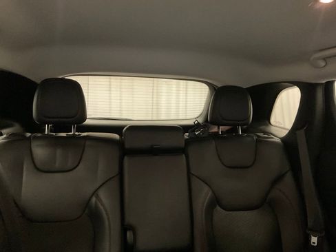 Used 2019 Jeep Cherokee Trailhawk w/ Cold Weather Group image 25