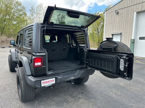 Certified 2022 Jeep Wrangler Unlimited Sport AWD/4WD image 17