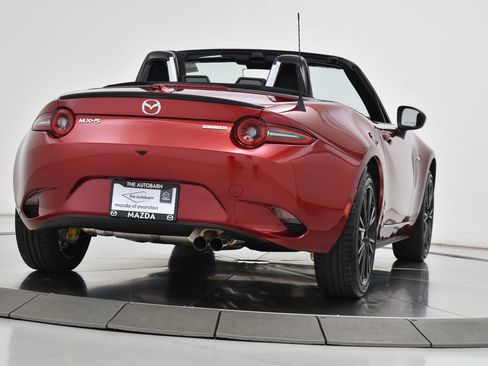 New 2026 MAZDA MX-5 Miata Club RWD image 23