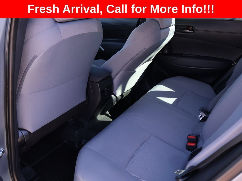 Used 2024 Toyota Corolla Cross AWD Hybrid image 9