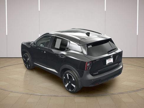 Certified 2026 Nissan Kicks SR w/ SR Premium Package FWD image 34