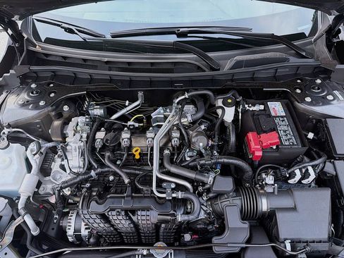 New 2025 Nissan Altima 2.5 SR image 29