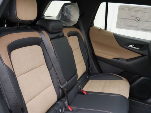 New 2026 Chevrolet Equinox ACTIV image 25