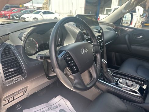 Used 2024 INFINITI QX80 Luxe AWD/4WD image 16